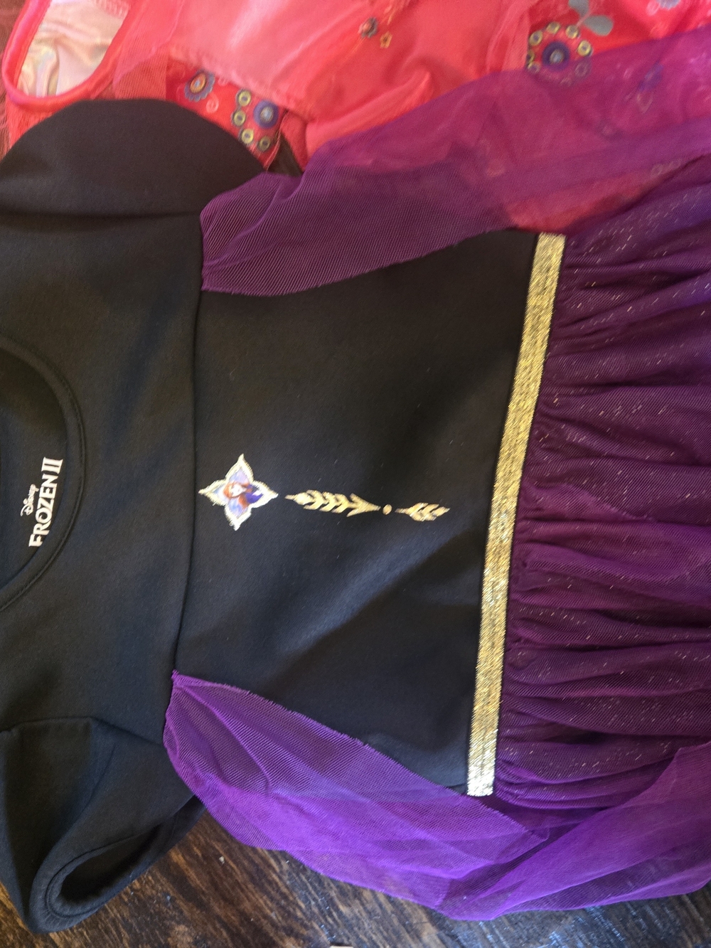 8pieces Princess Dressss Size 6-10 - Picture 2 of 14